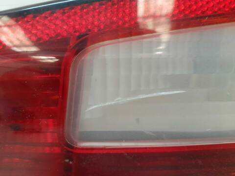 Foto 3ª: Piloto Portón Derecho Renault Laguna 2.0 135CV 99KW [F4R J7] (2002)
