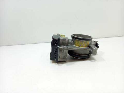 Foto 3ª: Caja Mariposa Dacia Duster K4M696 (2012)