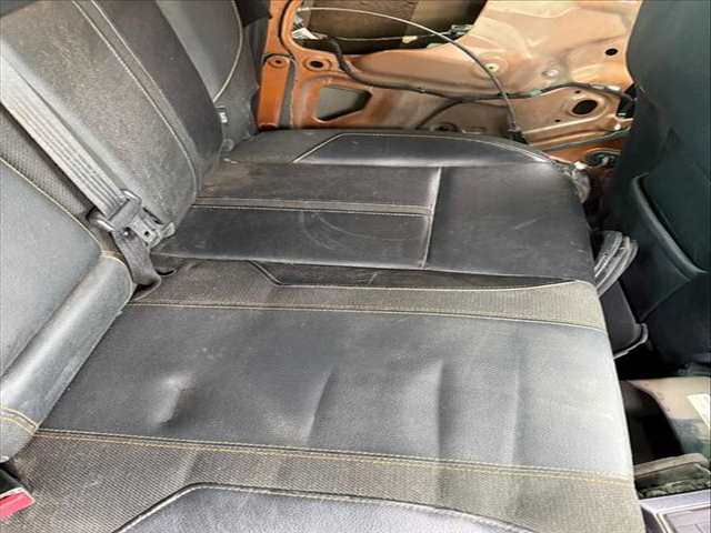 Foto 3ª: Asientos Traseros Ford Ranger 2.0 ECOBLUE 4X4 213CV 157KW [T20DD0J] (2020)