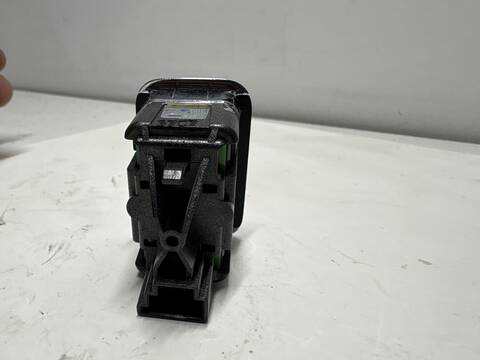 Foto 2ª: Botonera Elevalunas Mercedes Clase C 160 646811 BERLINA (2007)