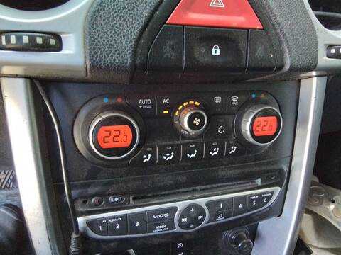 Foto 3ª: Mando Climatizador Renault Koleos BOSE EDITION 150CV 110KW [M9RG8] (2010)