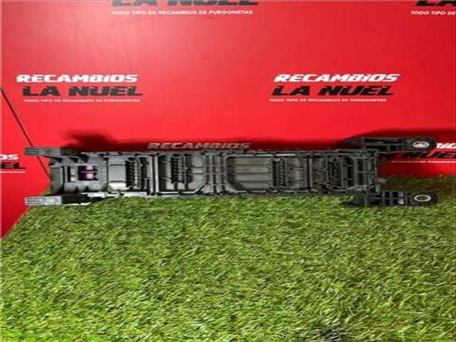 Foto 2ª: Caja Reles Fusibles Mercedes Vito 109/110/111/114 CDI BASE FWD COMPACTA 114CV 84KW [R9M]