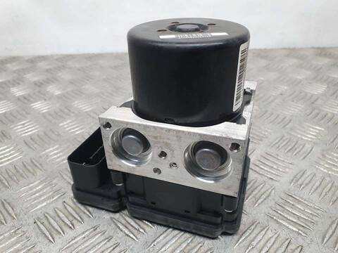 Foto 3ª: Abs Volvo V40 MOMENTUM 177CV 130KW [D5204T4] (2013)