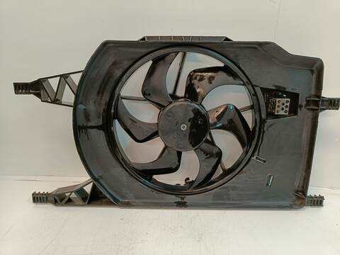 Foto 4ª: Electroventilador Renault Laguna AUTHENTIQUE 120CV 88KW [F9Q D6] (2005)