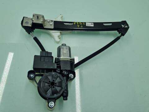 Elevalunas Manual Trasero Izquierdo Volkswagen Polo UNITED 95CV 70KW