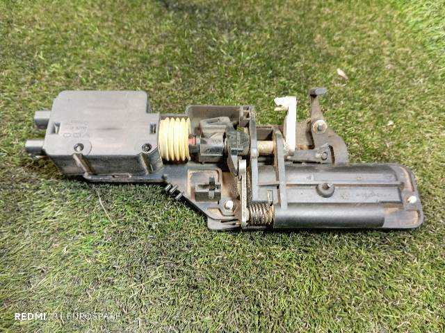 Foto 4ª: Maneta Exterior Portón Mercedes Clase ML 270 2.7 D DCI [612963] (2000)