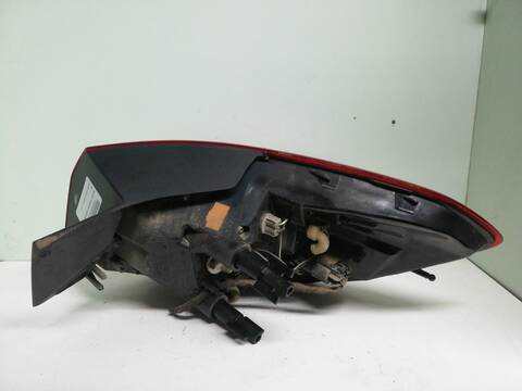 Foto 2ª: Piloto Trasero Izquierdo Opel Astra A20DTH (2016)