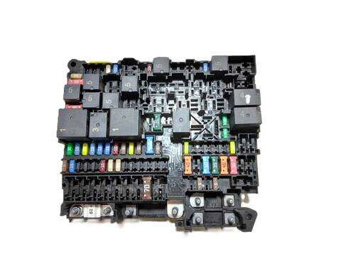 Caja Reles Fusibles Opel Grandland GS 1 131CV