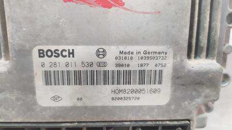 Centralita Motor ECU Renault Trafic DOBLE CABINA L1H1 2 7T 82CV 60KW CAJA CERRADA