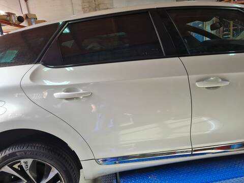 Puerta Trasera Derecha Citroen DS5 G DESIGN