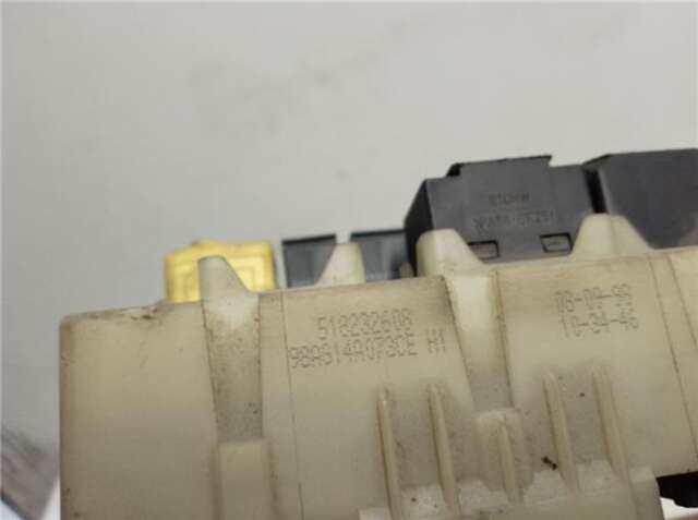 Foto 3ª: Caja Reles Fusibles Ford Focus 1.6 16V [FYDA]