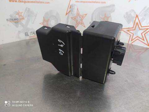 Foto 4ª: Caja Reles Fusibles Mercedes Clase C 160 C 220 CDI BLUEEFFICIENCY 204.302) COUPE 170CV 125KW [651911] (2011)