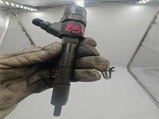 Foto 2ª: Inyectores Alfa Romeo 156 1.9 CROSSWAGON Q4 [1.9 LTR. - 110 KW JTD (M) 16V CAT]
