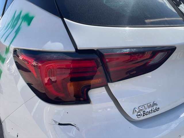 Foto 3ª: Piloto Trasero Izquierdo Opel Astra 1.4 G 125cv [D14XFL] (2019)