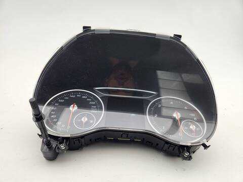 Foto 2ª: Cuadro de Instrumentos Mercedes Clase B 150 B 180 CDI 246.212) 109CV 80KW [K9K] (2016)