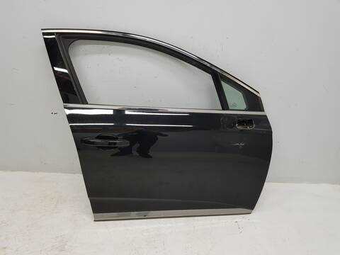 Puerta Delantera Derecha Renault Clio TECHNO