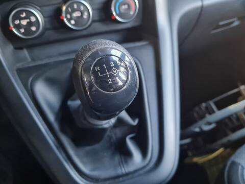 Palanca de Cambio Mercedes Citan 110 CDI STANDARD 420.723) 95CV 70KW