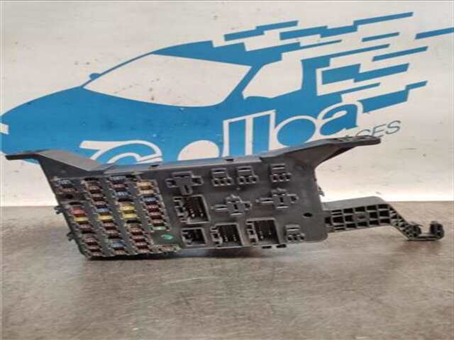 Foto 3ª: Caja Reles Fusibles Ford Mondeo 2.0 TDCI [FMBA]