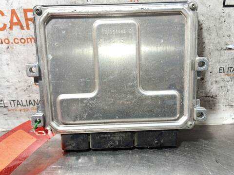 Foto 2ª: Centralita Motor ECU Renault Clio EXPRESSION 90CV 66KW [H4B400] (2013)