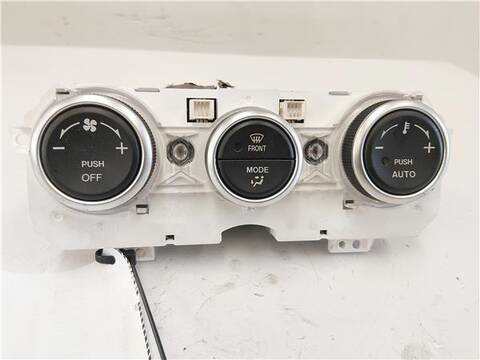 Foto 1ª: Mando Calefacción A. A. Mazda 6 2.0 DI BERLINA 121CV 89KW [D/ RF] (2006)