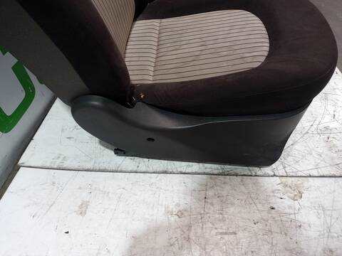 Foto 2ª: Asiento Delantero Derecho Lancia Y 1.3 MULTIJET 16V ARGENTO 10.2006 ) 75CV 55KW [199A2000] (2006)
