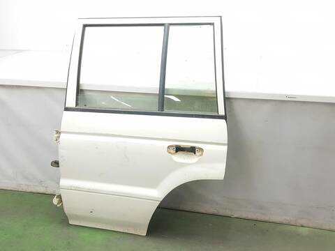 Foto 3ª: Puerta Trasera Izquierda Mitsubishi Galloper 2.5 TD 99CV 50KW [4D56] (1998)