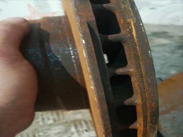 Foto 3ª: Disco Freno Delantero Bmw Serie 5 518 520 D BERLINA 163CV 120KW [M47N204D5] (2006)