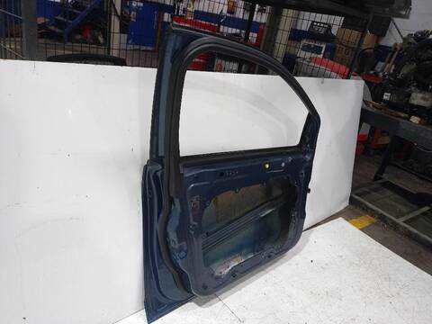 Foto 2ª: Puerta Delantera Izquierda Ford Focus TREND 101CV [HWDA] (2004)