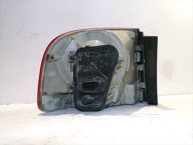 Foto 3ª: Piloto Trasero Derecho Volkswagen Touareg 5.0 TDI V10 2002-2010 [AYH] (2004)