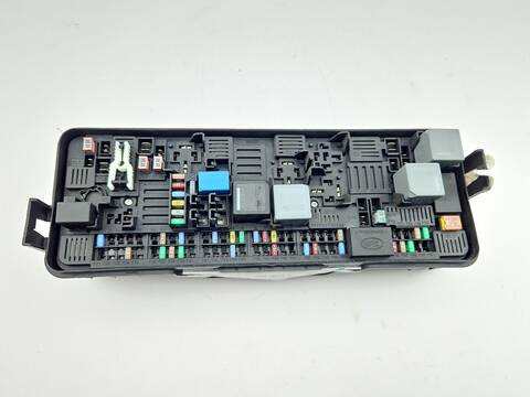 Caja Reles Fusibles Land Rover Defender D250 MHEV 4X4 249CV 183KW