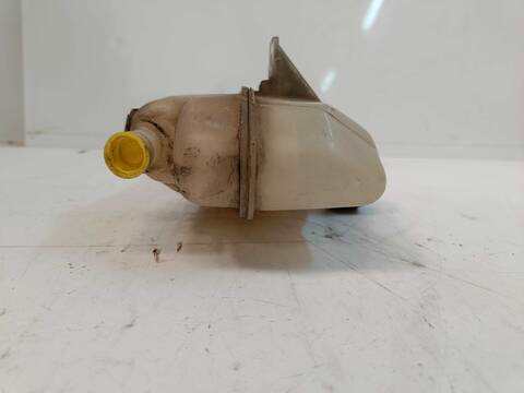Foto 3ª: Deposito Expansion Nissan Micra ACENTA 65CV 48KW [K9K] (2004)