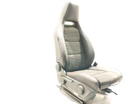 Foto 3ª: Asiento Delantero Derecho Mercedes Clase A 140 A 200 CDI - D 176.008) 136CV 100KW [OM 651.930] (2015)