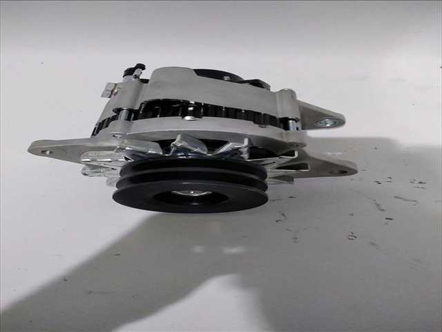 Foto 4ª: Alternador Nissan Patrol 3.3 DIESEL [SD33] (1988)
