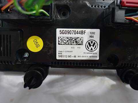 Foto 3ª: Mando Climatizador Volkswagen Touran ADVANCE BMT 110CV 81KW [CRKB] (2016)