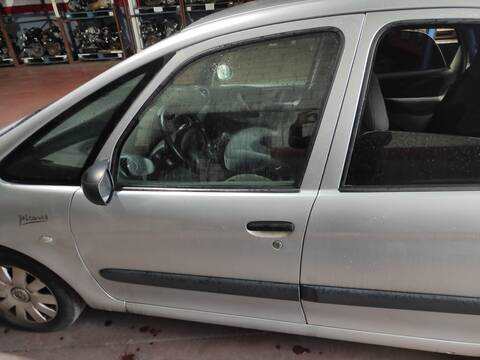 Puerta Delantera Izquierda Citroen Xsara RHY PICASSO
