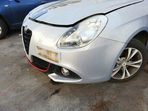 Foto 2ª: Paragolpes Delantero Alfa Romeo Giulietta 940A3000 (2014)