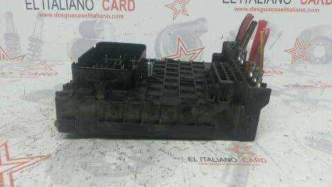 Caja Reles Fusibles Volkswagen Passat EDITION BLUEMOTION 105CV 77KW