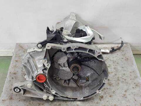 Foto 1ª: Caja Cambios Ford Transit FURGON 200 L1 AMBIENTE (2018)