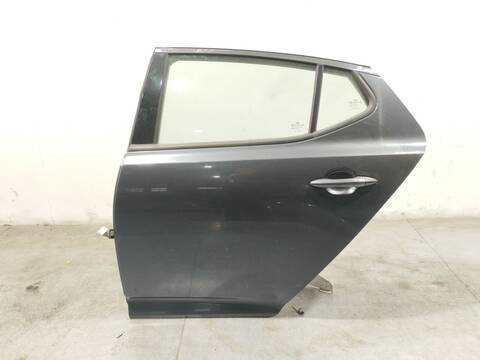 Foto 1ª: Puerta Trasera Izquierda Kia Optima 1.7 CRDI 136CV 100KW [D4FD] (2013)