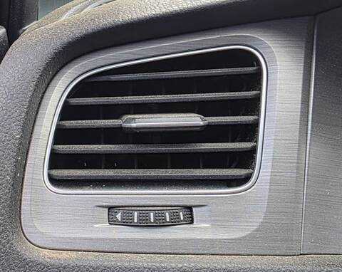 Aireador Volkswagen Golf EDITION BLUEMOTION TECH. 105CV 77KW