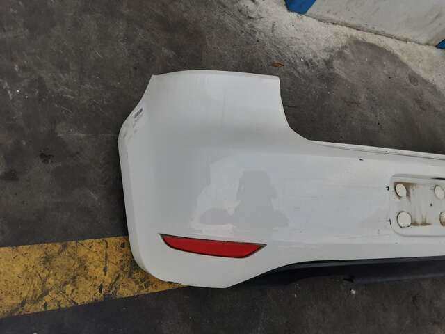 Foto 3ª: Paragolpes Trasero Volkswagen Golf 2.0 TDI 140CV [CBAB] (2009)