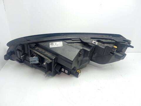 Foto 3ª: Faro Derecho Jaguar E Pace SE 149CV 110KW [204DTD] (2018)