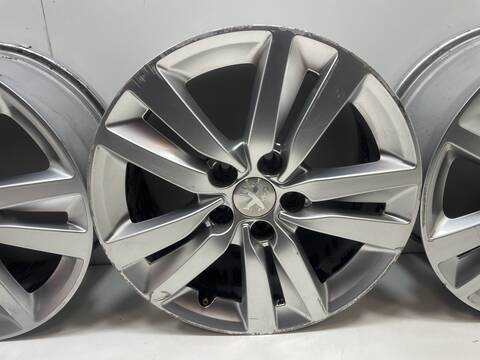 Foto 3ª: Juego LLantas Peugeot 308 BH01 (2016)