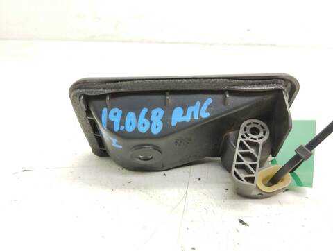 Foto 3ª: Maneta Interior Trasera Izquierda Renault Clio 1.2 ALIZE 58CV 43KW [E5F] (1991)