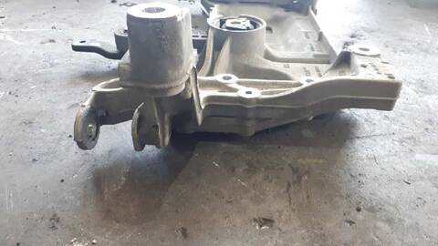 Foto 3ª: Puente Delantero Seat Altea 1.9 TDI 105CV 77KW [BXE] (2006)
