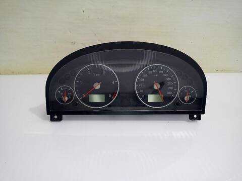 Cuadro de Instrumentos Ford Mondeo GHIA 06.2003 ) D) 131CV