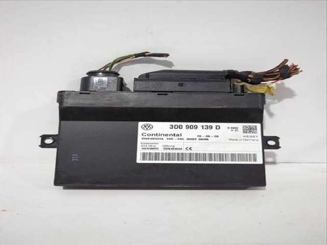 Foto 1ª: Centralita Motor ECU Volkswagen Phaeton 3.0 V6 TDI 4MOTION 240CV [CARB CEXA] (2002)