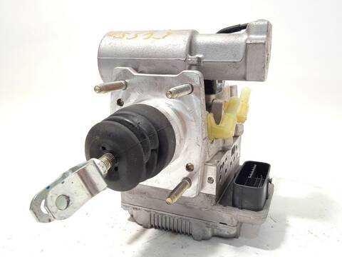 Foto 3ª: Abs Toyota Yaris HYBRID ACTIVE 101CV 74KW [1NZ] (2017)