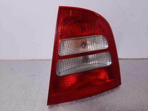 Piloto Trasero Derecho Skoda Octavia 1.9 TDI GLX BERLINA 90CV 66KW