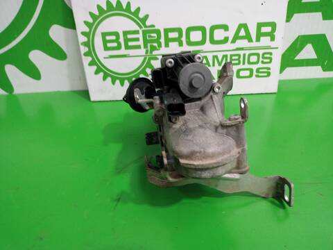 Foto 3ª: Valvula EGR Ford Focus 1.6 TDCI CAT 116CV 85KW [T1DA] (2011)